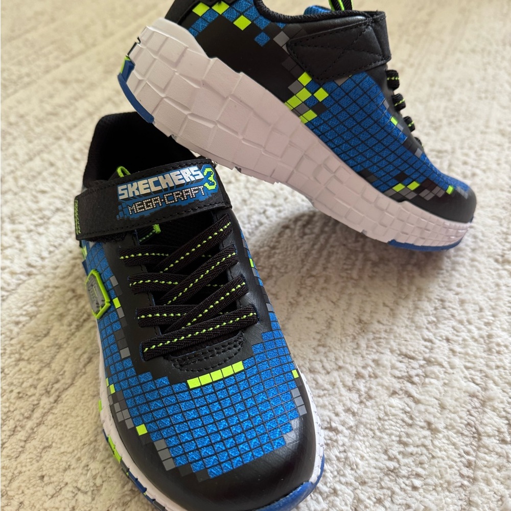 Skechers Kids' Black and Blue Mega-Craft Sneakers Minecraft